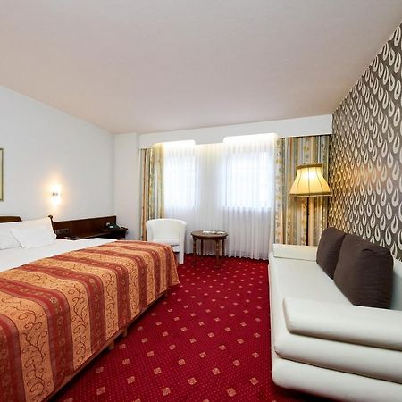 Hotel Zur Post Bernkastel-Kues Exterior photo